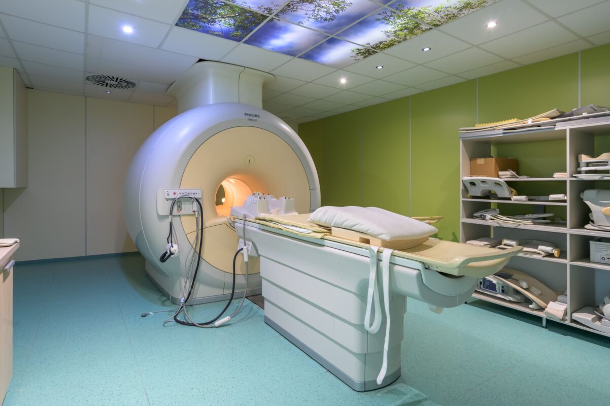 MR pregled glave – brza i precizna dijagnostika Magnetna rezonanca kičme bez čekanja MRI zgloba – akcijski popust Stručni tim ExpertMRI dijagnostika Savremena MRI oprema u ExpertMRI