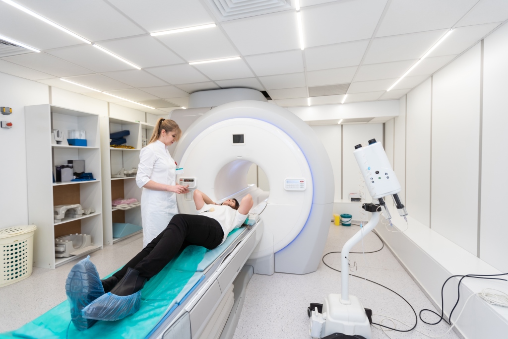 Expert MRI, Sremska Mitrovica: MRI endokranijuma sa angiografijom i venografijom